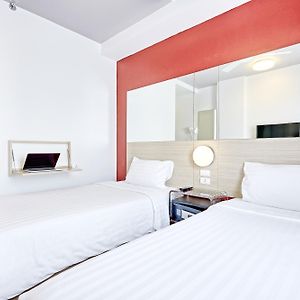 Standard Zimmer mit zwei Einzelbetten